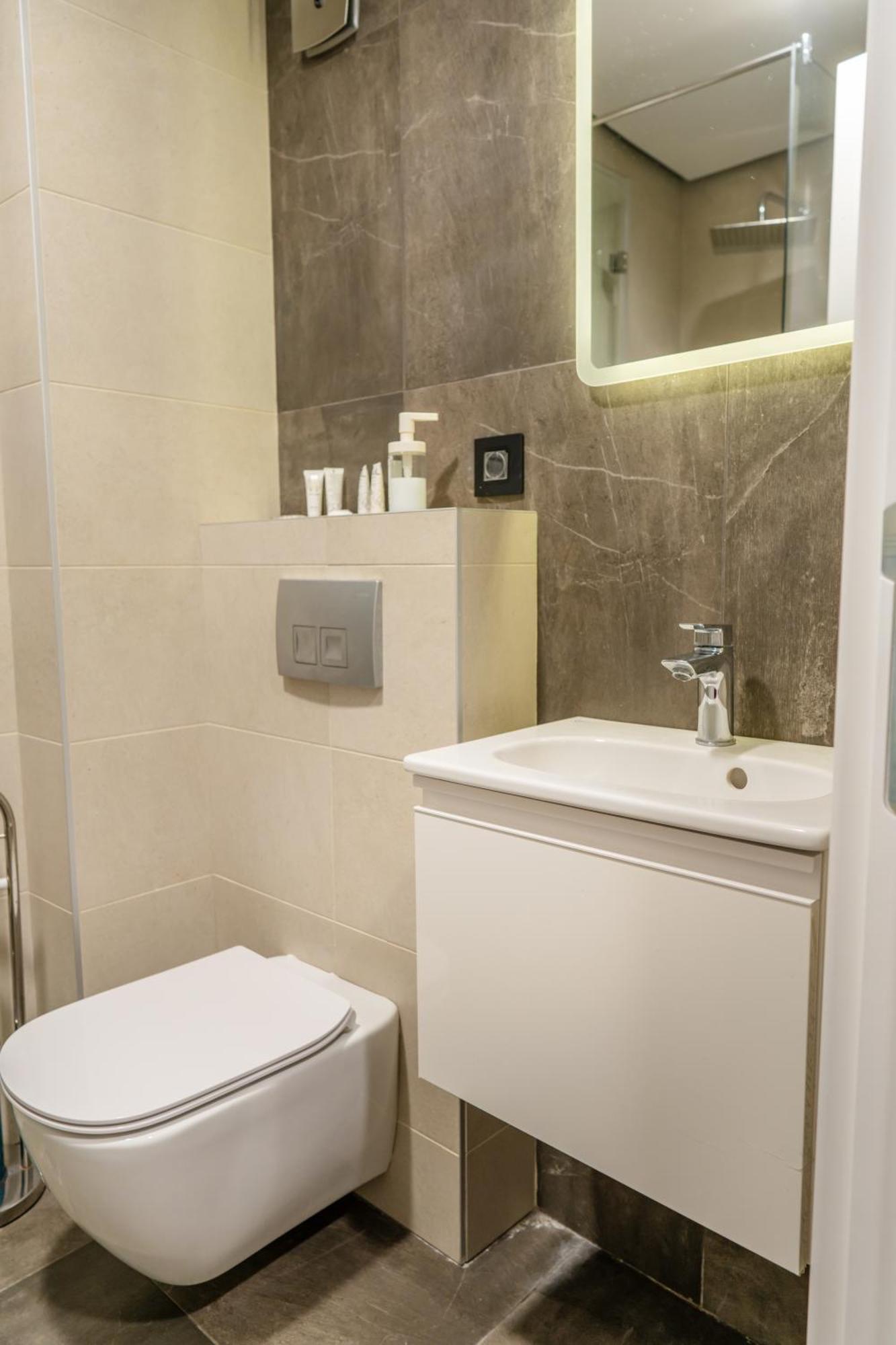 Kondina Suites Belgrade Exterior photo