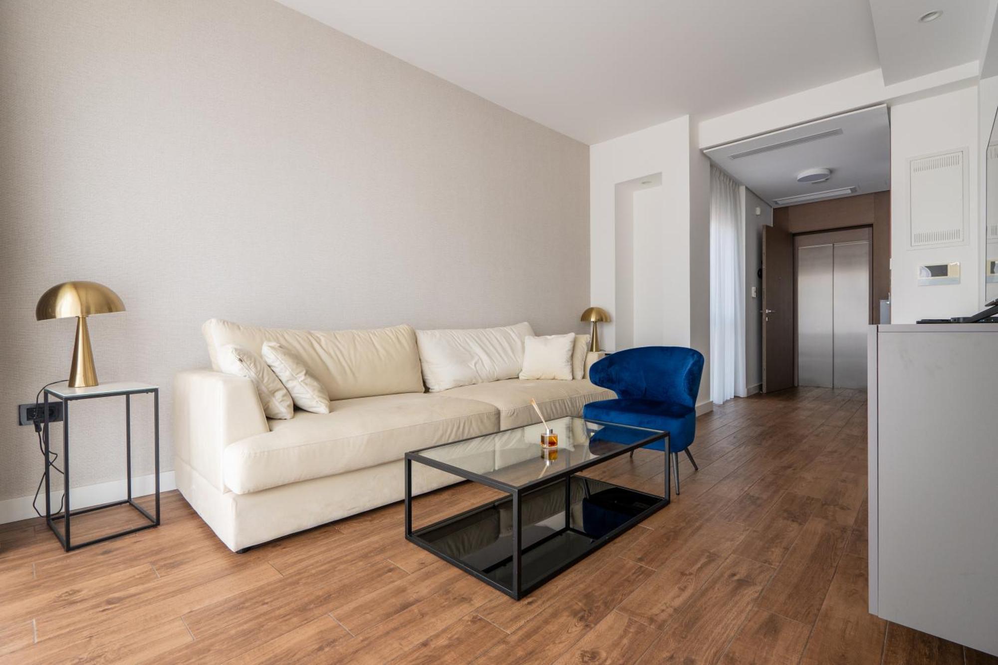 Kondina Suites Belgrade Exterior photo